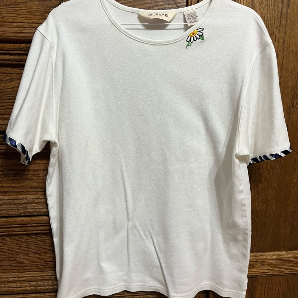 Bechamel women’s large white shirt, sleeves trimmed in navy & white ribbon